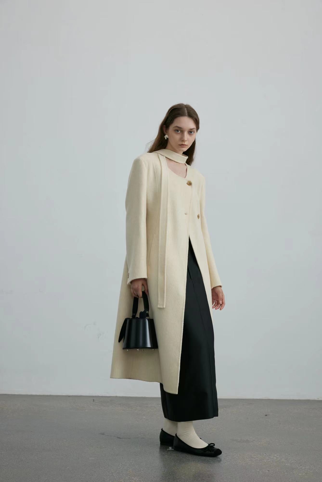 Handmade Double-faced 100% Wool Coat With Straps And No Collar